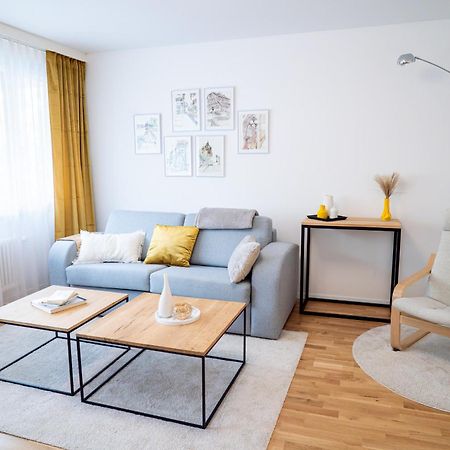 Expo-Basel-Ch Apt, Amazon Prime Video, Wifi, Coffee & Tee, Popcorn, Kitchen Exterior photo